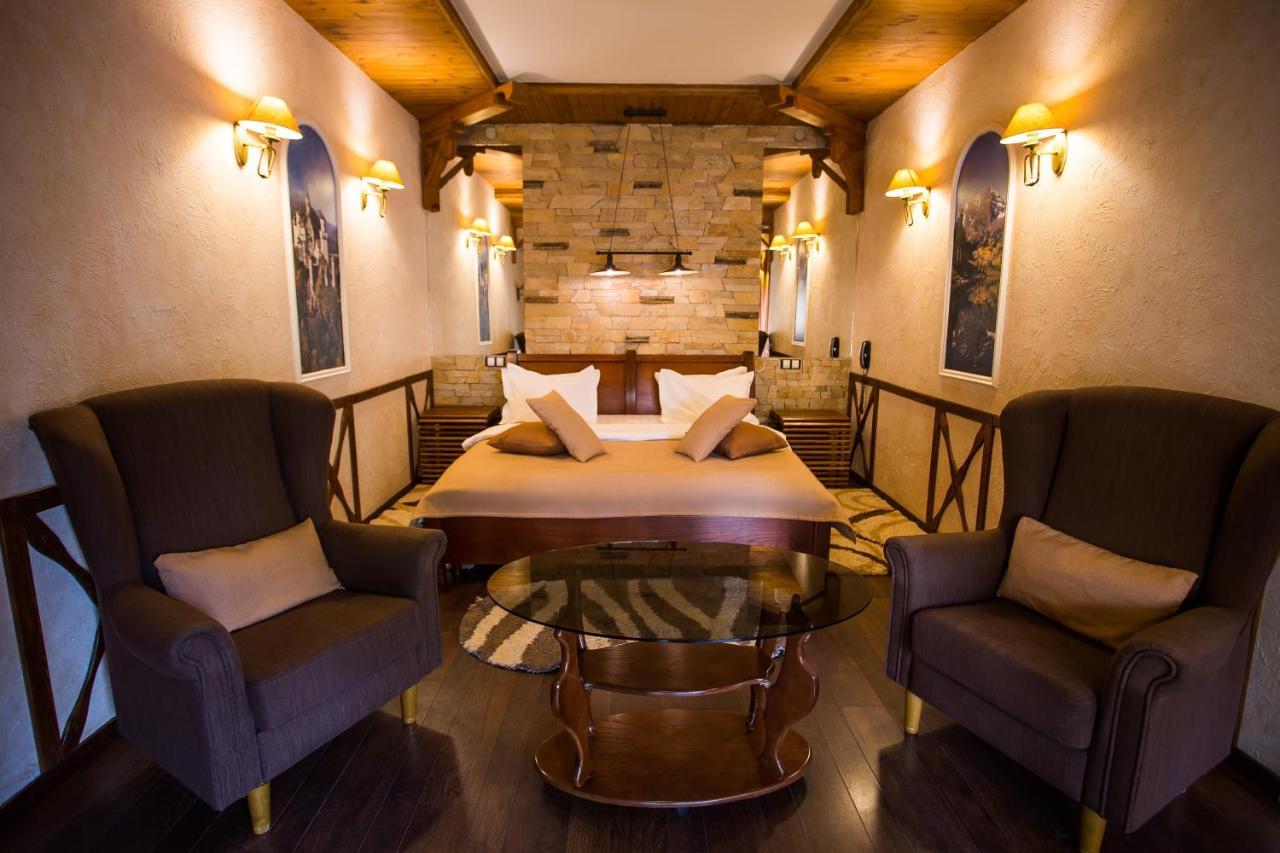 Spa-Hotel Myslyvskiy Dvir Kiev Extérieur photo