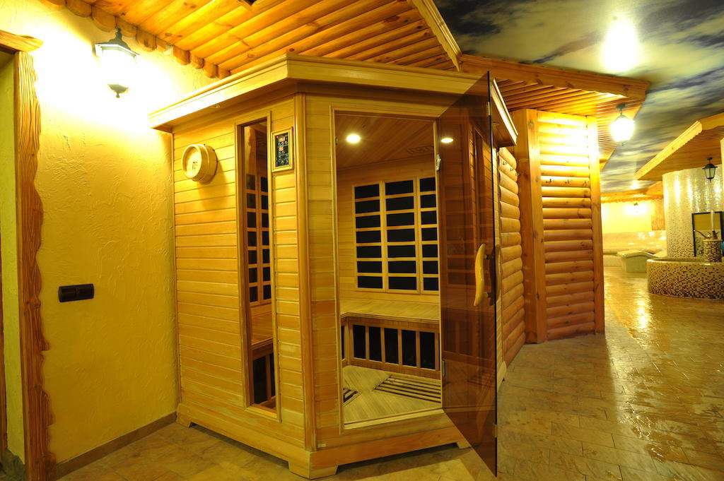 Spa-Hotel Myslyvskiy Dvir Kiev Extérieur photo