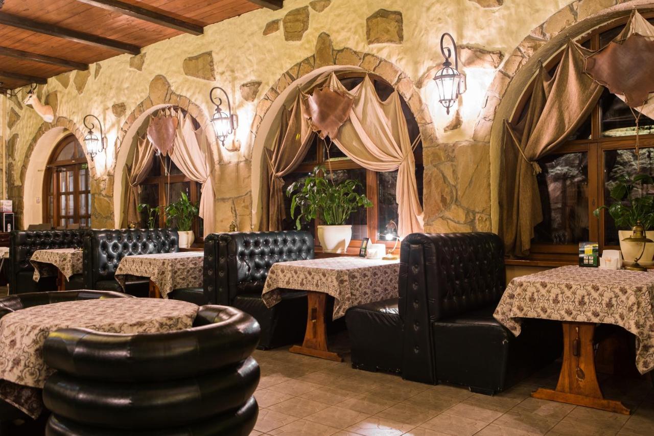 Spa-Hotel Myslyvskiy Dvir Kiev Extérieur photo